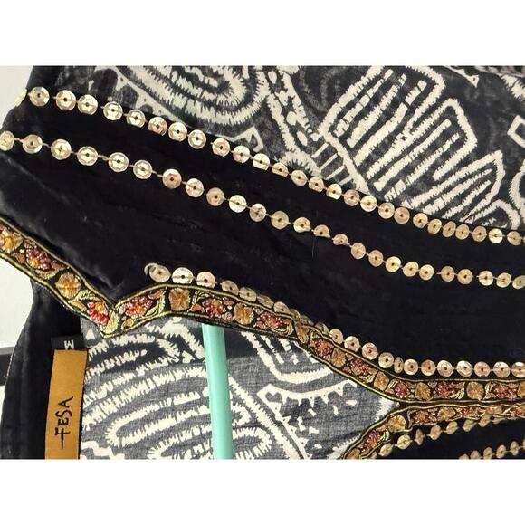 FESA Black and White Embellished Women's Tunic Medium - Picture 4 of 6